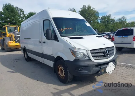 2014 Mercedes-Benz Sprinter 2500 High Roof из США, поврежденный, VIN WD3PE8DE6E5896247
